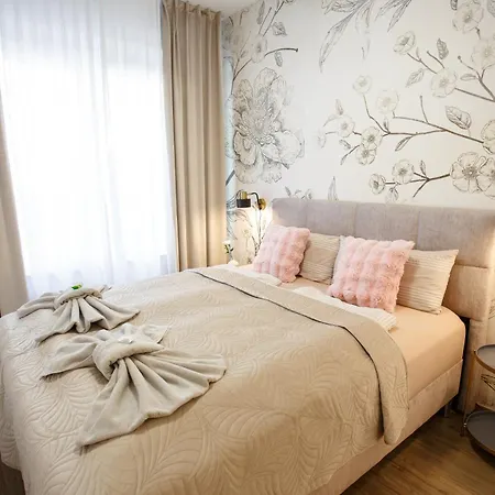 Deine Private Sauna-oase - Infrarot - Bademäntel - Peony 1 Appartamento